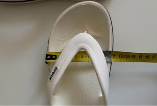 Chanclas Crocs blancas