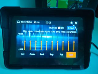 Carplay moto IP67. Pantalla táctil 5". Navegador