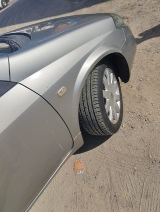 Nissan Primera 2006