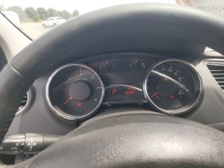 Peugeot 5008 2016