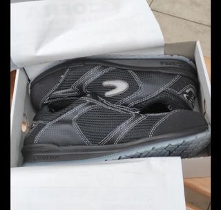 Zapatos seguridad Cofra Petri