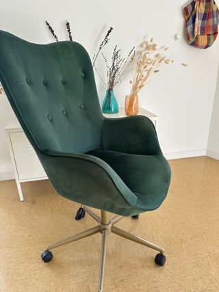 Butaca terciopelo verde oficina