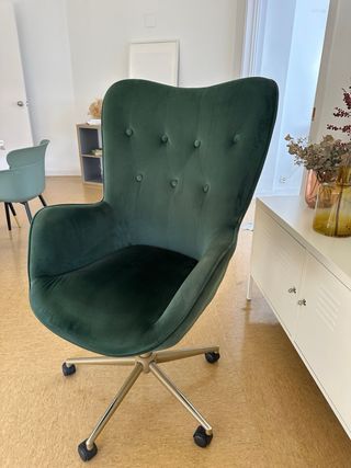 Butaca terciopelo verde oficina