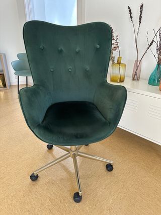 Butaca terciopelo verde oficina