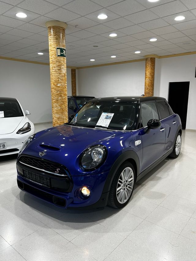 MINI COOPER SD AUTOMATICO 2019