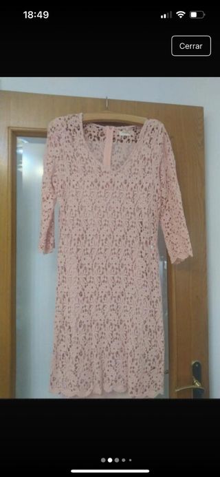 Vestido invitada Amichi encaje rosa.