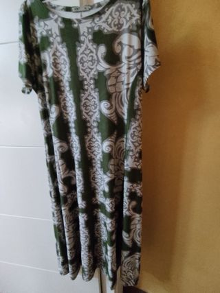 Vestido ADET estampado talla XL