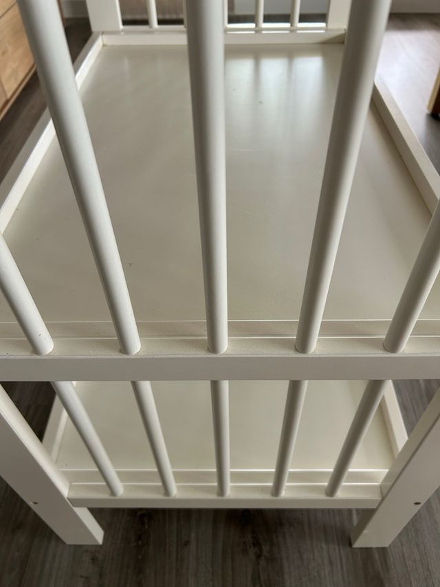 Cambiador bebé IKEA blanco