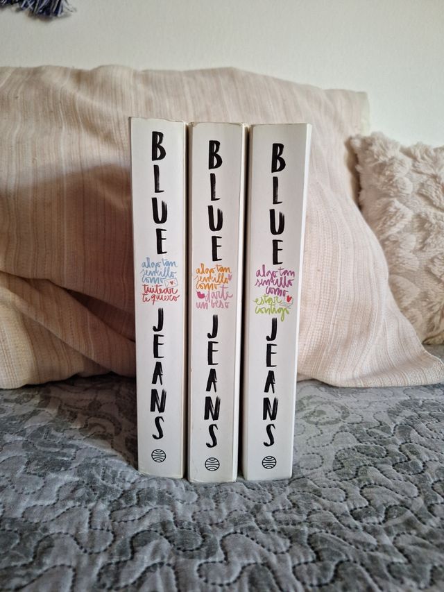 Algo tan sencillo como tuitear te quiero (Serie...