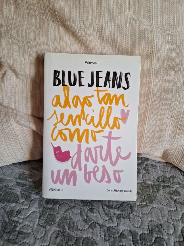 Algo tan sencillo como tuitear te quiero (Serie...