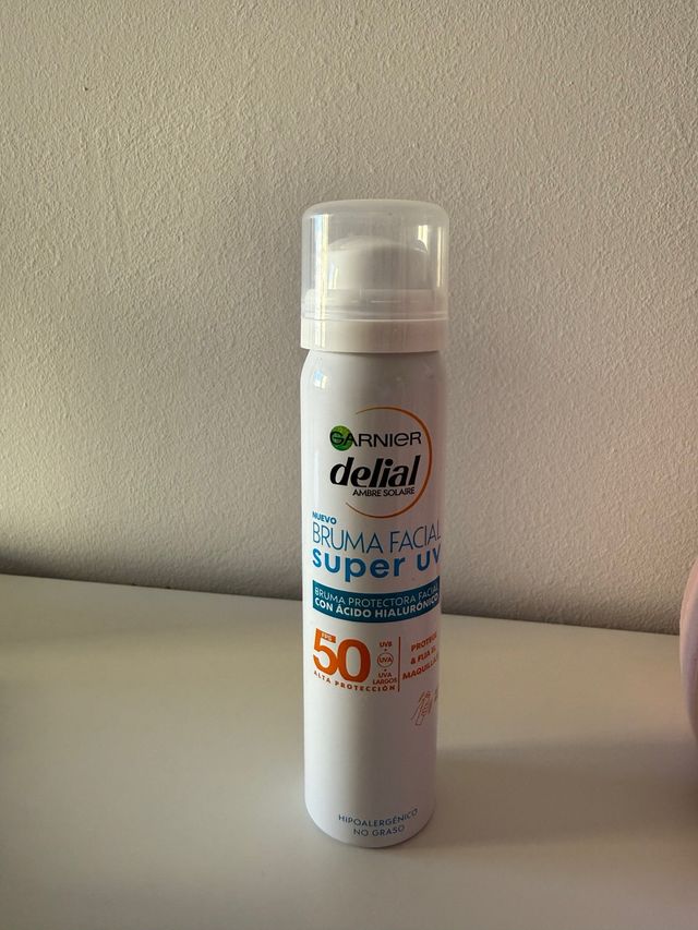 Spruzzatore viso Garnier Delial Super UV SPF50