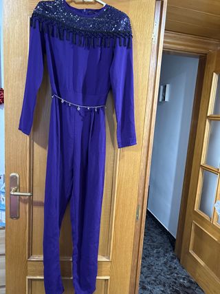 Mono fiesta morado lentejuelas