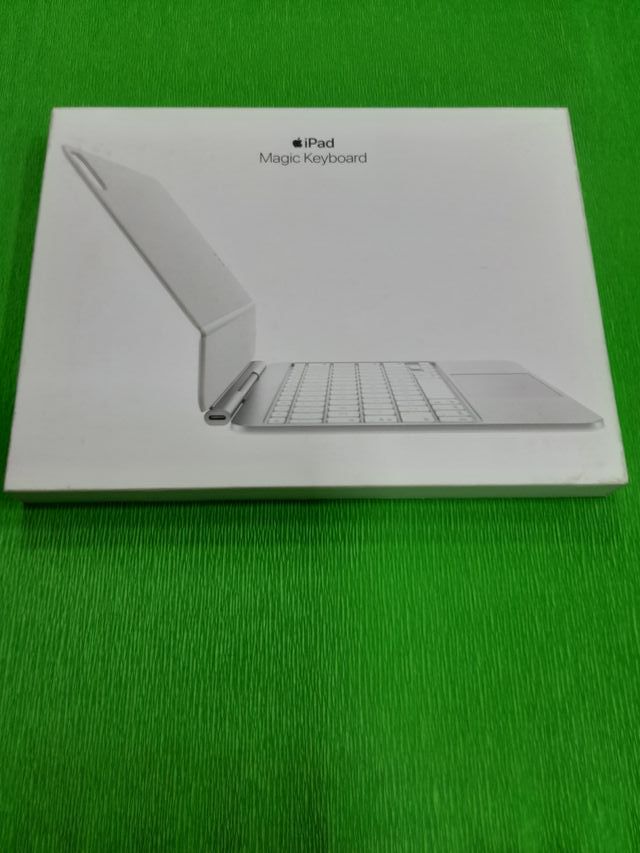 Apple Magic Keyboard Tastiera bianca