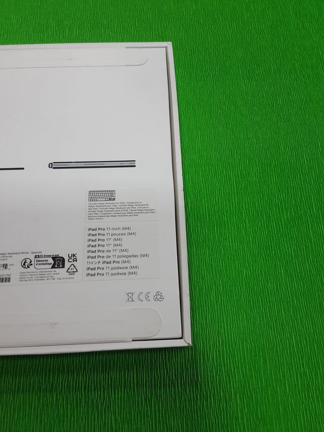 Apple Magic Keyboard Tastiera bianca