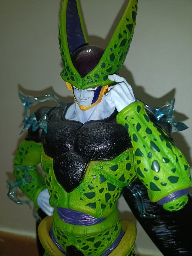 Figura Cell Perfecto Resina