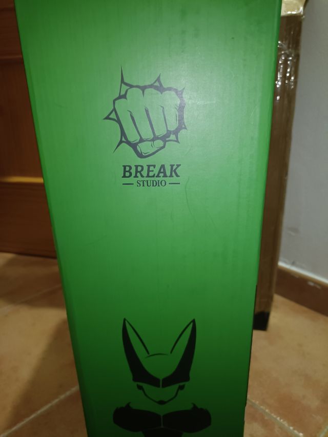 Figura Cell Perfecto Resina