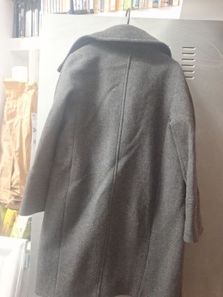 Abrigo Massimo Dutti gris