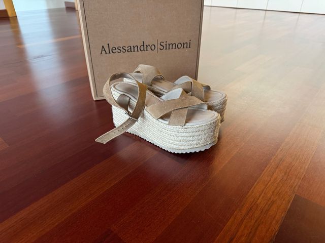 Sandalias cuña Alessandro Simoni beige
