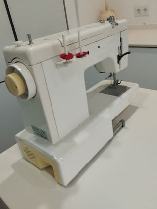 Máquina coser Wertheim 2100 - Como nueva