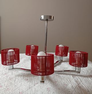 Lampara metalica 5 tulipas rojas