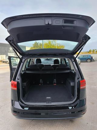 VOLKSWAGEN Touran Business Navi 1.6 TDI 85kW 115CV DSG