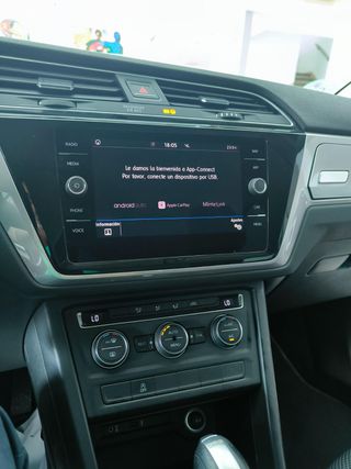 VOLKSWAGEN Touran Business Navi 1.6 TDI 85kW 115CV DSG