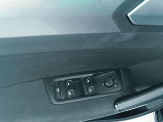 VOLKSWAGEN Touran Business Navi 1.6 TDI 85kW 115CV DSG