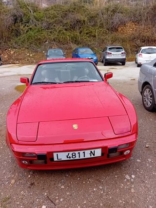 Porsche 944 1983