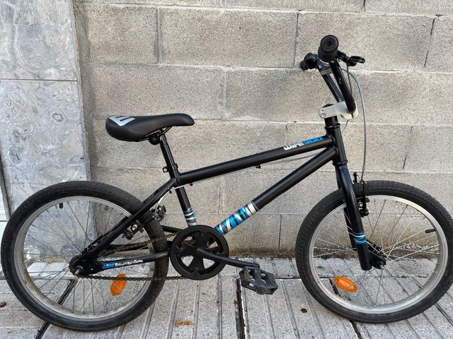 Bicicleta BMX Wipe 300 20" negra