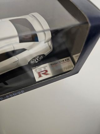 Nissan GT-R R35 1/43 - Fujimi