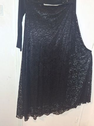 Vestido negro largo encaje
Talla L XL