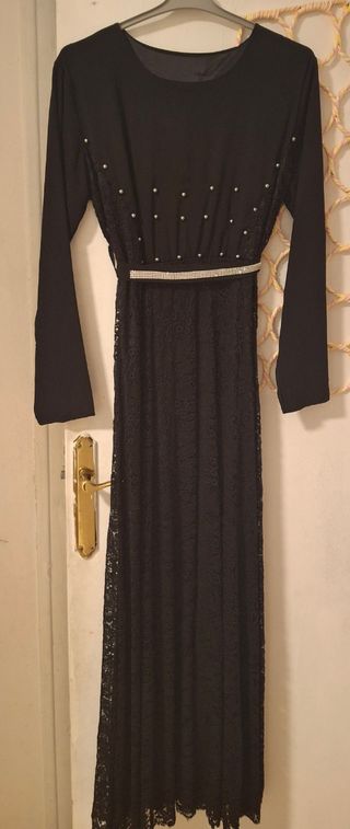 Vestido negro largo encaje
Talla L XL