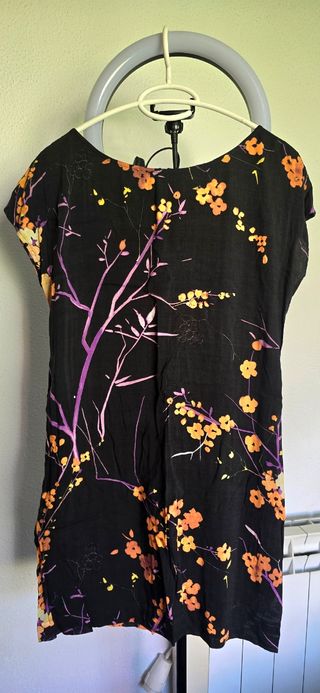 Vestido negro estampado japonés Stradivarius
