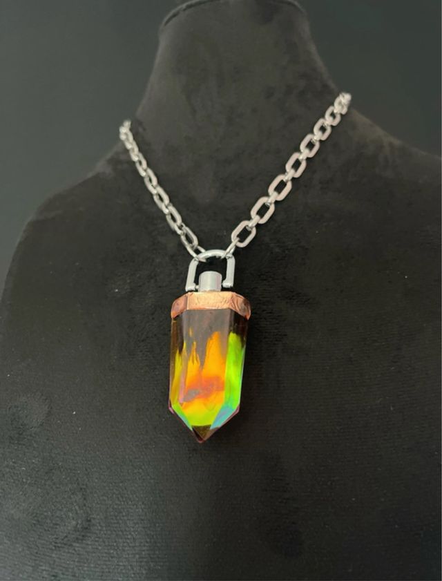 Collar amuleto “los colores que me mueven”