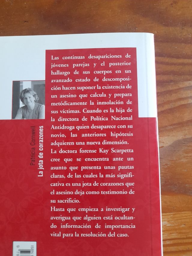 La Jota de Corazones Patricia Cornwell Libro
