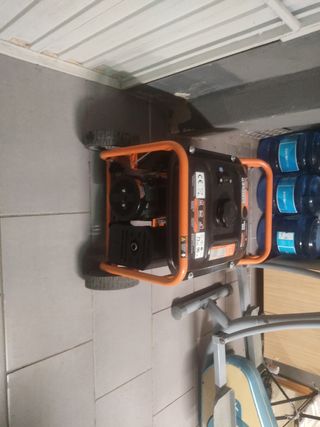 Generador 3000W - Grupo electrógeno