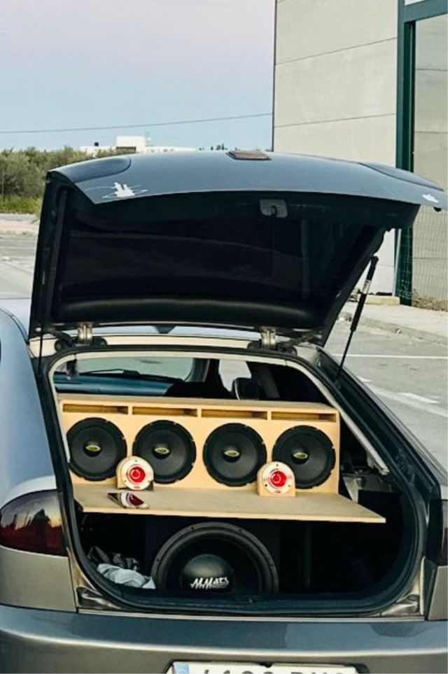 Equipo 4 woofers Kipus + 2 subwoofer MMATS