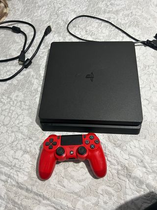 PS4 (PlayStation 4) Slim + mando rojo