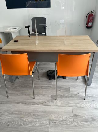 Mesa oficina + archivador gris beige