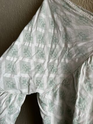 Blusa estampada verde-blanca