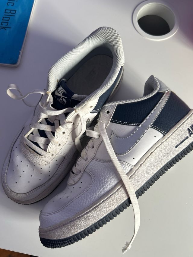 Nike Air Force 1 - Azul y Blanco