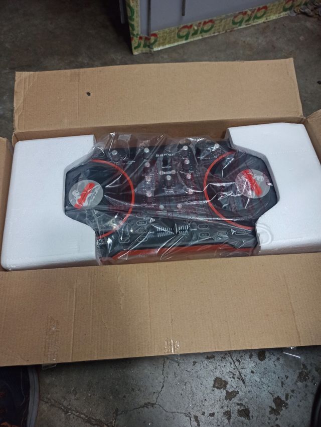 Mesa mezclas DJ USB Silvercrest