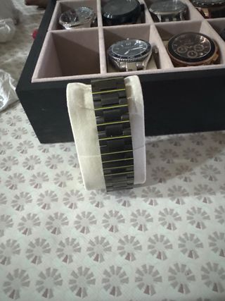Reloj D&G (Dolce & Gabbana) negro-amarillo