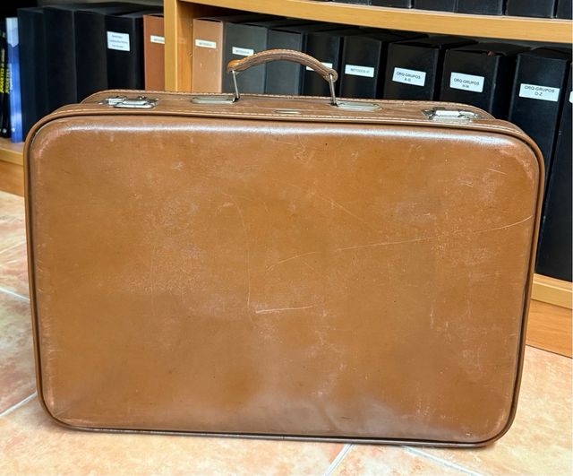 Maleta vintage Tauro cuero años 60