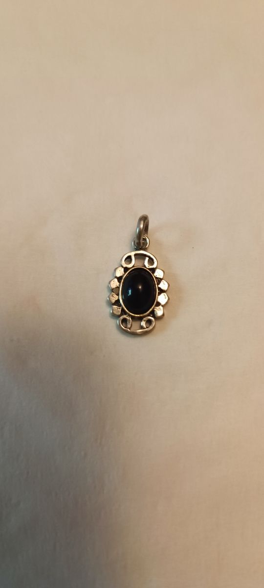 Colgante plata azabache