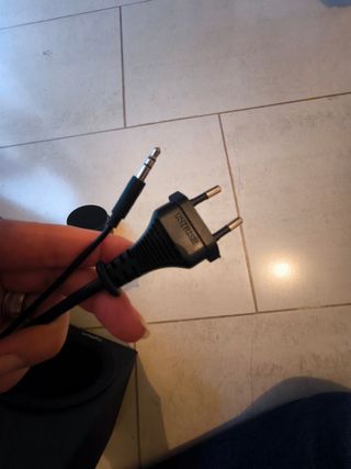 Altavoces Logitech 2.1.