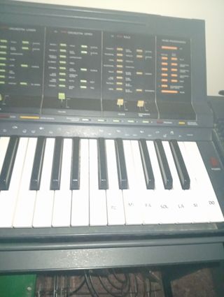 Yamaha PSR-6300 Teclado