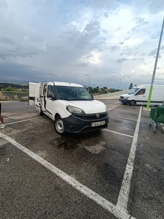 Alquiler Furgoneta Ecológica GNC y versatil