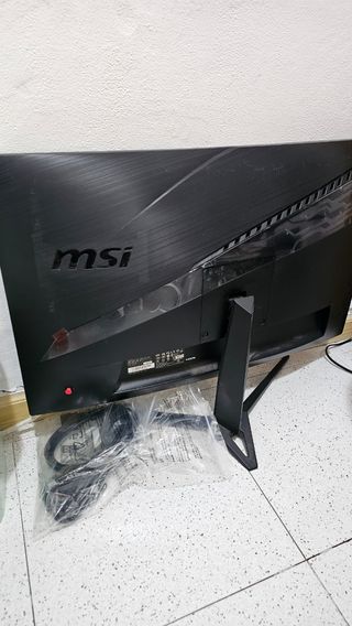 Monitor MSI 27" Curvo FullHD