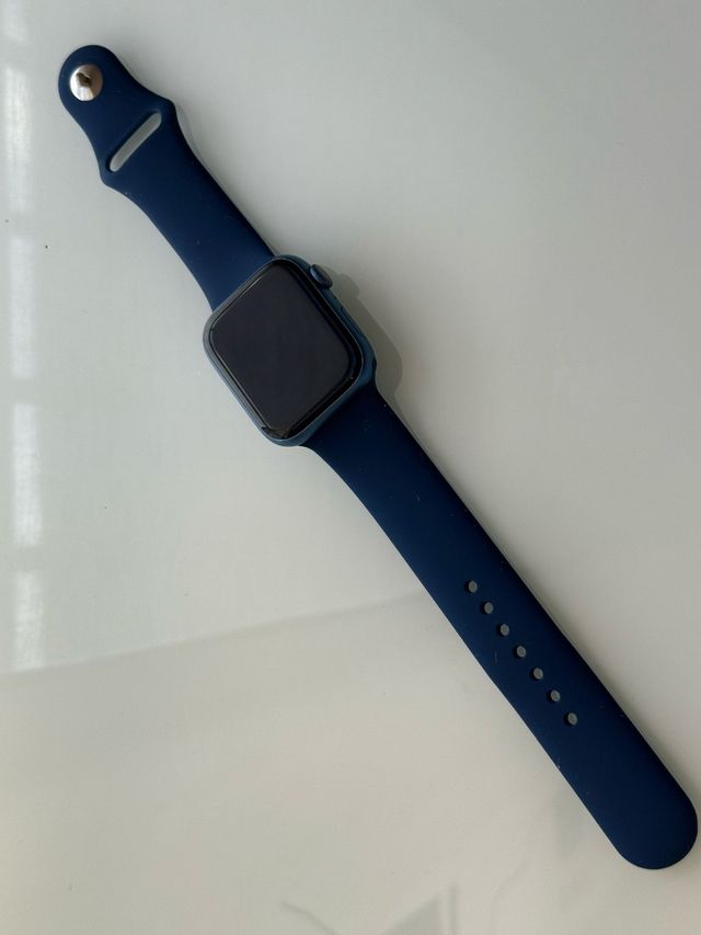 Apple Watch + 2 correas